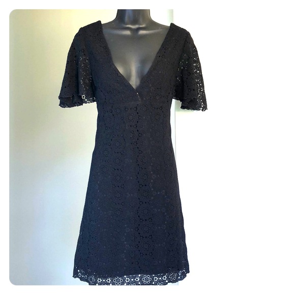 Jenni Kayne Dresses & Skirts - JENNI KAYNE sz 2 black lace dress